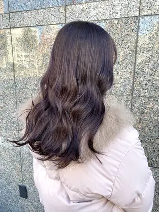 カラー 森 桃菜のヘアスタイル