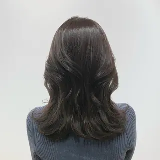 セミロング カラー ヘアアレンジ キヨミ 韓国レイヤーカットのヘアスタイル