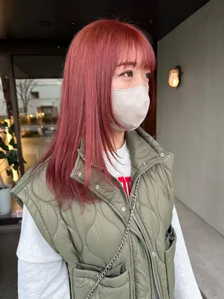 ミディアム カラー 福崎 真奈のヘアスタイル