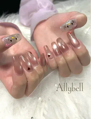 ネイル Allybell🫧 Ayakaのネイルデザイン