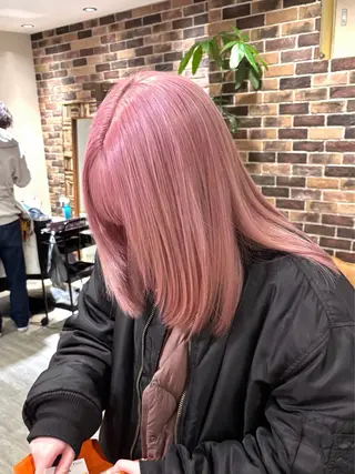 セミロング ブリーチ/ ダブルカラー/RYOのヘアスタイル