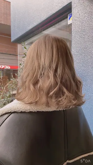 ミディアム カラー GOAT hair SHOKOのヘアスタイル
