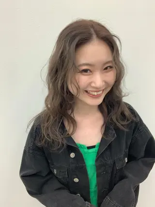 ロング カラー レイヤー ハイトーン 暖色⭐︎KANAKOのヘアスタイル