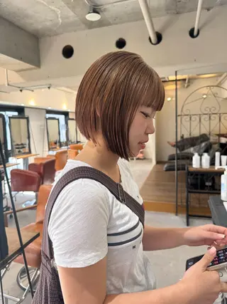 ショート カラー ハイトーンボブ美容師 /馬場 翼のヘアスタイル