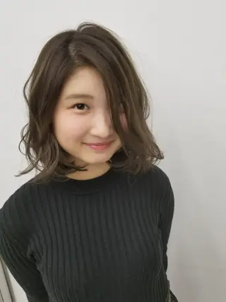 ミディアム カラー 岩崎 裕司のヘアスタイル