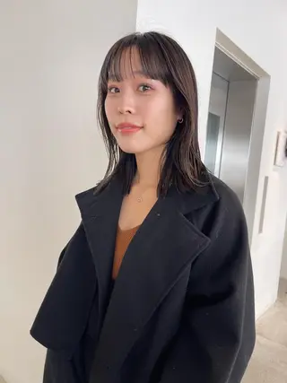 ミディアム oma 袮次金 鈴香のヘアスタイル