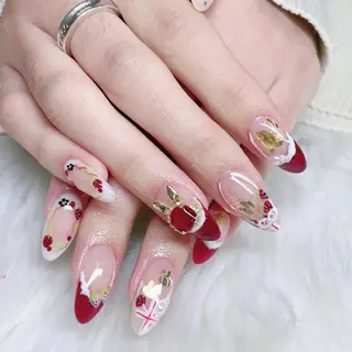 ネイル AngelChris ビューティーサロンのネイルデザイン