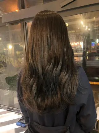 ロング カラー 貴方に似合うを見つけ ます🌱市川リョウカのヘアスタイル