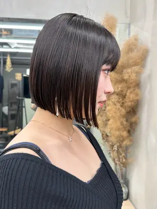 ショート 切りっぱなしボブ/ 小顔ボブNANAのヘアスタイル