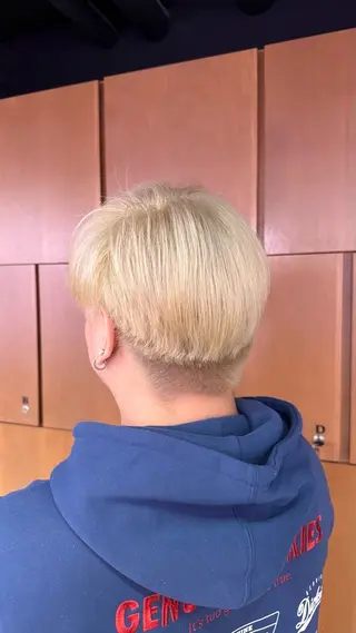 カラー pizzicato所属・シカダ ココアのヘアスタイル