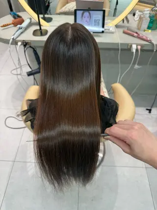 ロング カラー Lond Melia所属・あいり/艶髪 、透明感カラー🩶のヘアスタイル