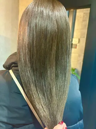 ミディアム カラー La fith hair liebe 京都駅前店所属・京都駅☆髪質改善 🎀アミ🎀のヘアスタイル