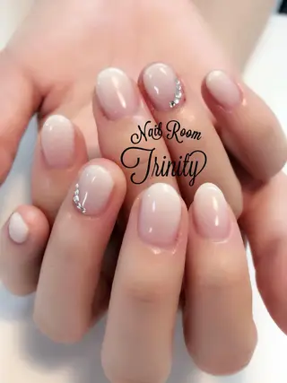 ネイル Trinity staffのネイルデザイン