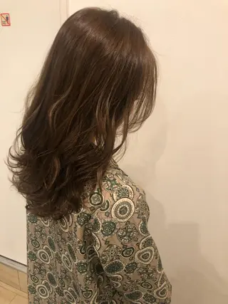 ミディアム 🦩レイヤー|透明感 カラー🦩makoのヘアスタイル