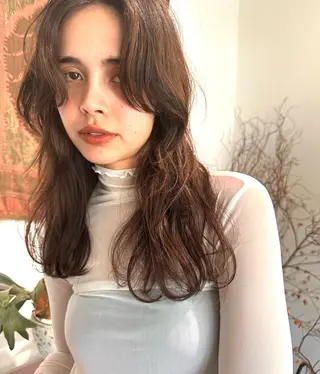 セミロング カラー Mado Tsujido所属・小野江 祐李のヘアスタイル