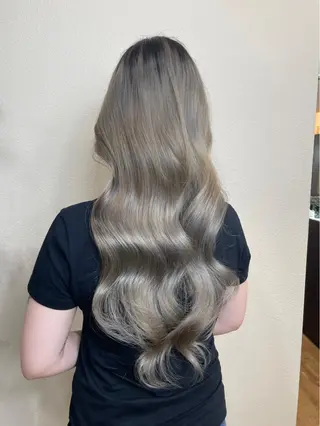 ロング カラー ハイトーン/ ウルフ/suzuhaのヘアスタイル