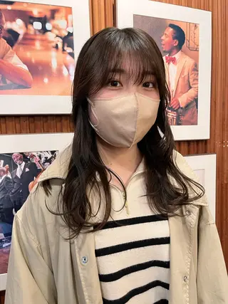 ロング 久米 杏奈のヘアスタイル