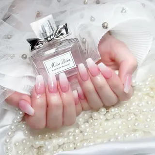 ネイル Yudia🦋 azuのネイルデザイン