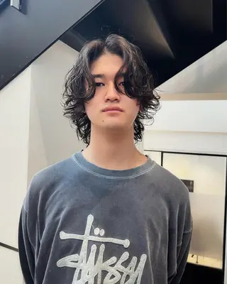 パーマ メンズ Qin shaire salon 原宿verno店所属・【センターパート】 ETO／江藤翼の眉毛・アイブロウイメージ