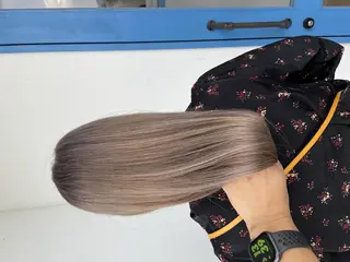 ロング カラー corazon ブリーチのヘアスタイル