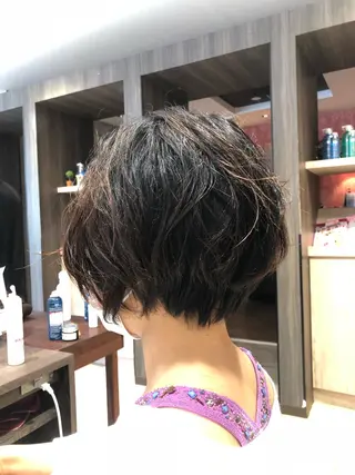 ショート パーマ 駒田 拳児のヘアスタイル
