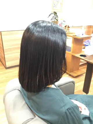 ミディアム カラー Annon プライベートサロンのヘアスタイル