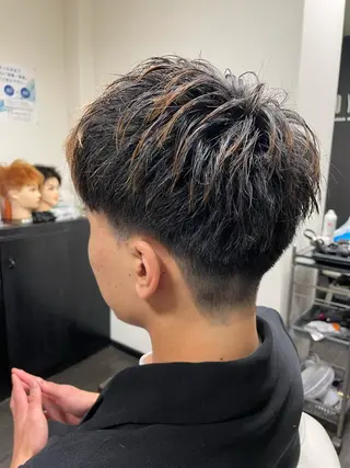 ショート 坪田 龍樹のヘアスタイル