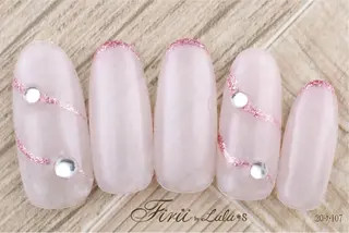 ネイル ルルズ レッスンルームのネイルデザイン
