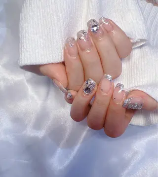 ネイル ちゅるんネイル🪄 耳ツボジュエリー🔗のネイルデザイン