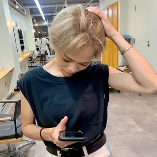 ショート カラー AR.MARA hair  studio所属・ウェーブパーマ サトウヒカルのヘアスタイル