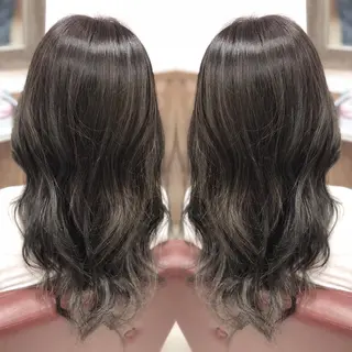 セミロング カラー M IIのヘアスタイル