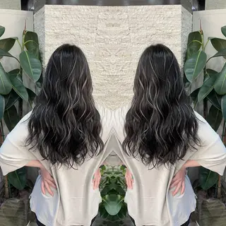 セミロング Y Uのヘアスタイル