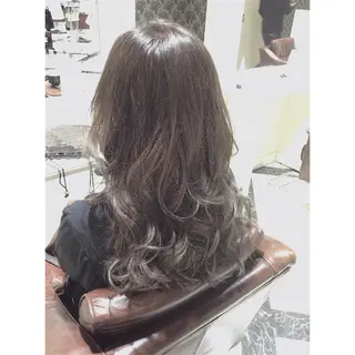 ロング カラー na3moe【ナナナモエ】所属・髪質改善✨カラー特化 サロン🎨平尾晃一のヘアスタイル