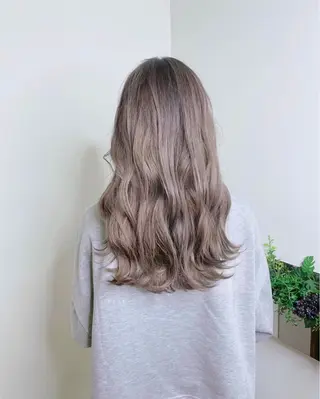 セミロング カラー 尾崎 弘和のヘアスタイル