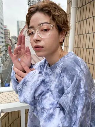 ショート ハイトーンカラー🍑 心斎橋のヘアスタイル