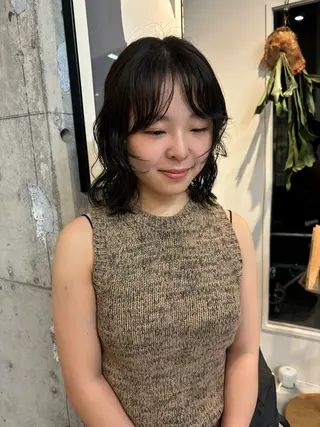 ミディアム パーマ 永田 愛莉のヘアスタイル