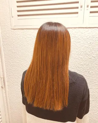 カラー 嶋村夏実🌼レイヤー 🌸白髪ぼかしのヘアスタイル