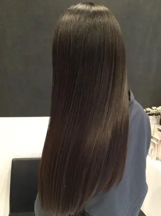 セミロング ブリーチ/ヘアケア/ 艶髪/イギチハルのヘアスタイル