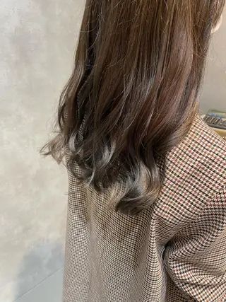 セミロング chic 有山 美瑠のヘアスタイル