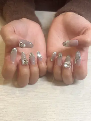 ネイル 関口 友菜のヘアスタイル