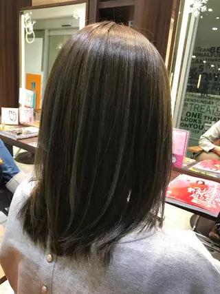 ミディアム カラー 松本 明日可のヘアスタイル