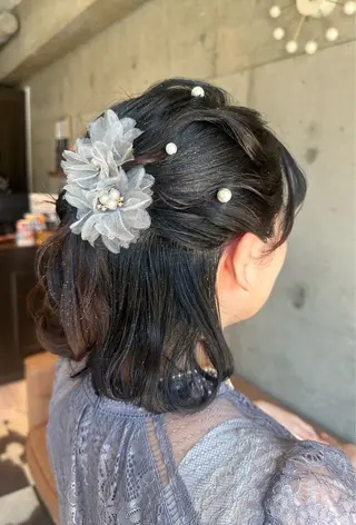 セミロング ヘアアレンジ 熊瀧 彩花のヘアスタイル