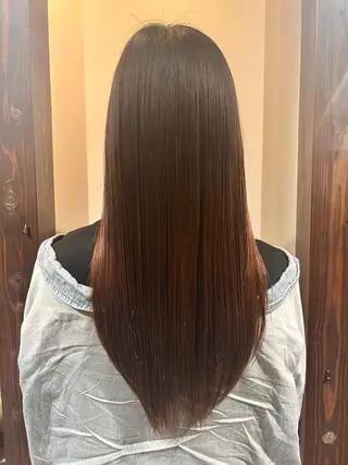 ロング Luster Friends所属・まゆ | 艶カラー | ストレートのヘアスタイル