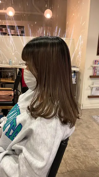 ミディアム 田中 鈴乃のヘアスタイル