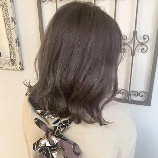 カラー 🩶韓国艶髪🇰🇷 下本夕綺のヘアスタイル