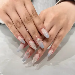 ネイル R Beauty Salon所属・R Beauty Salon 杉本のネイルデザイン