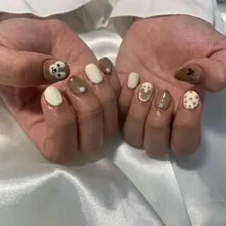 ネイル emanon 新宿東口店所属・nailist akariのネイルデザイン