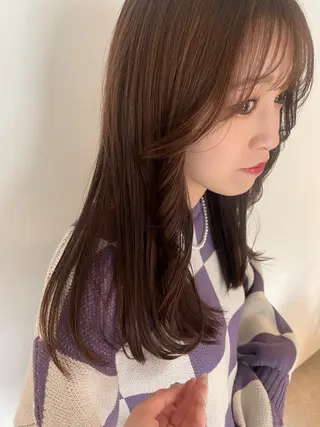セミロング カラー AMI NAMIHIRAのヘアスタイル