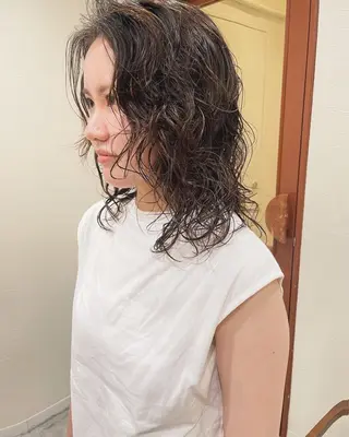 ミディアム パーマ 鳥山愛結/パーマ /透明感カラー🫧のヘアスタイル