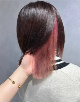 ミディアム カラー 唐澤 千尋のヘアスタイル